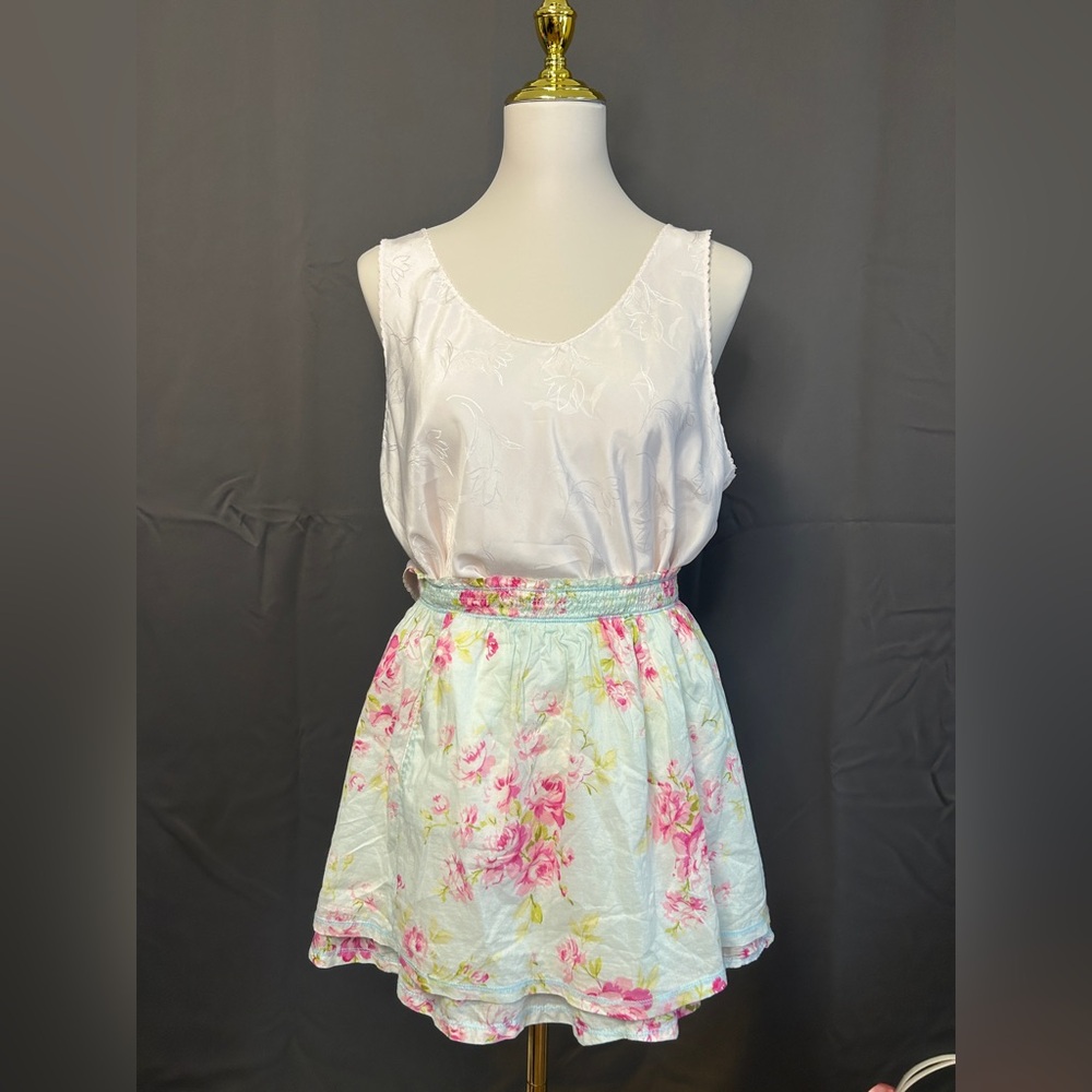 Abercrombie and Fitch Floral mini skirt perfect for summer